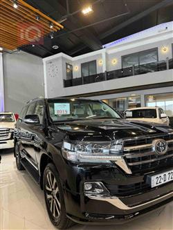 تۆیۆتا لاند کروزەر